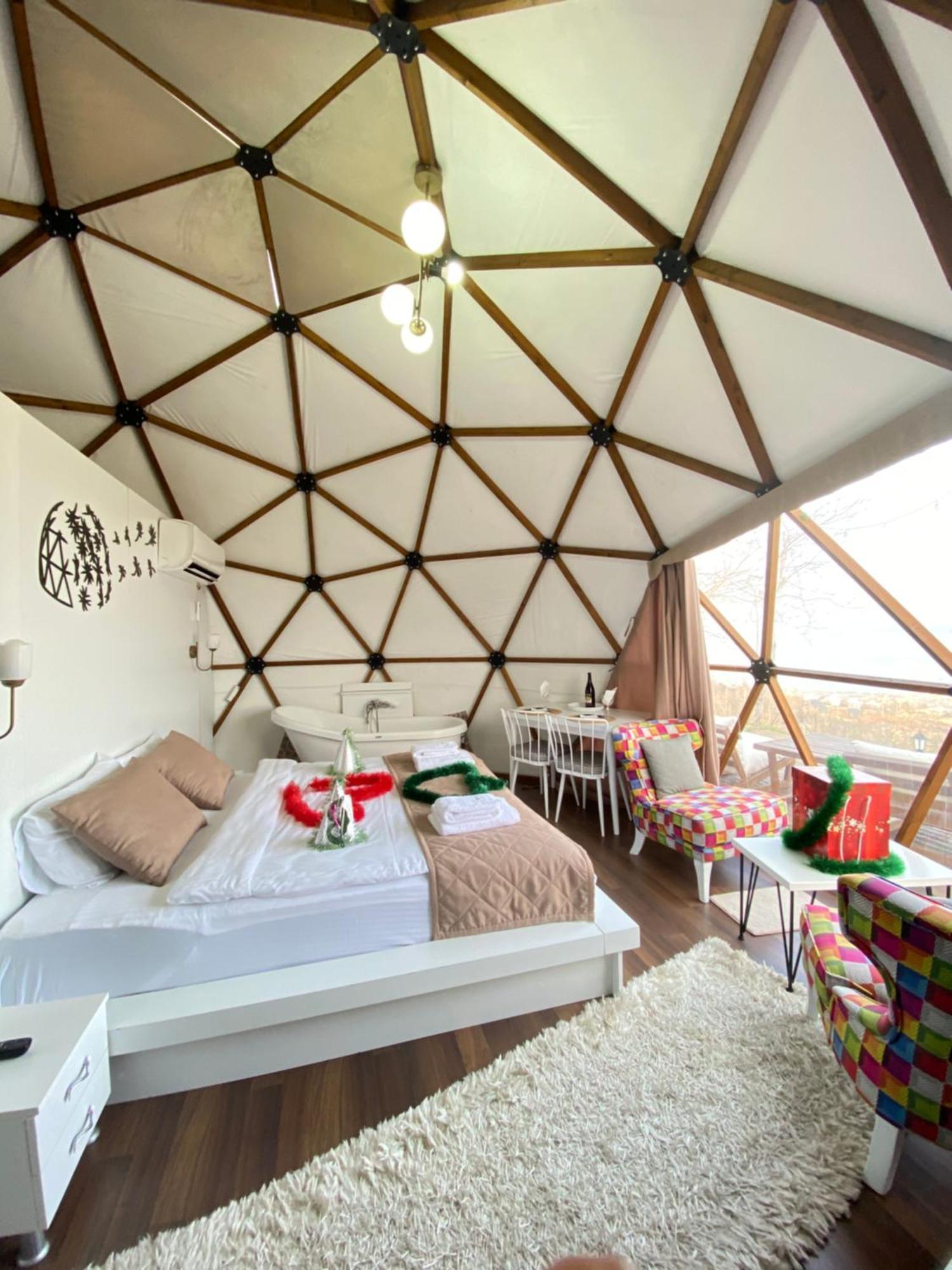 Phalesia Glamping Otel Сапанджа Екстер'єр фото